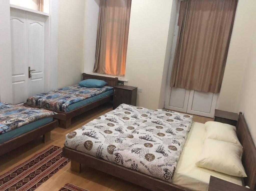 Capital Hostel باكو المظهر الخارجي الصورة